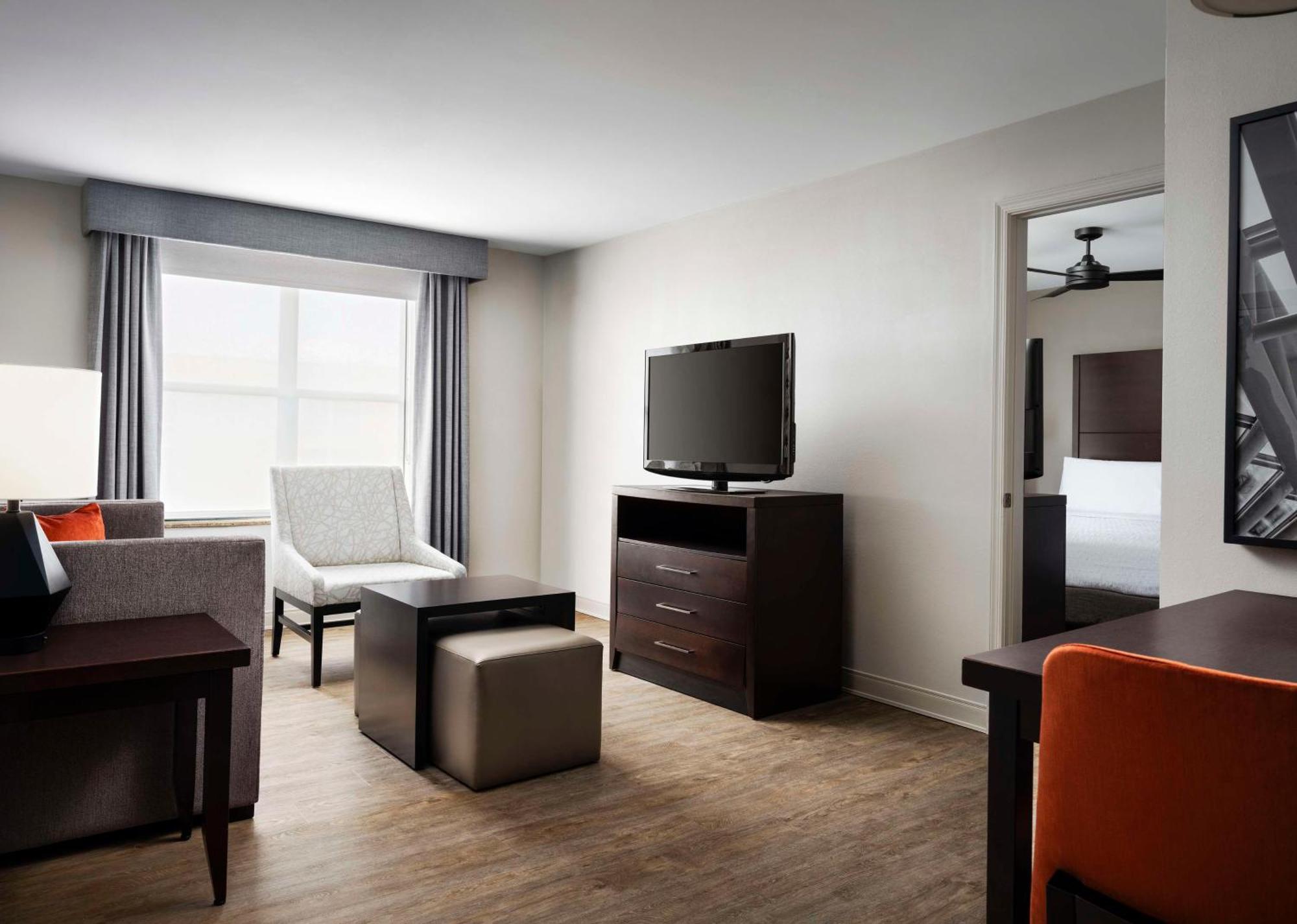Hotel Homewood By Hilton - Garden City, Ny