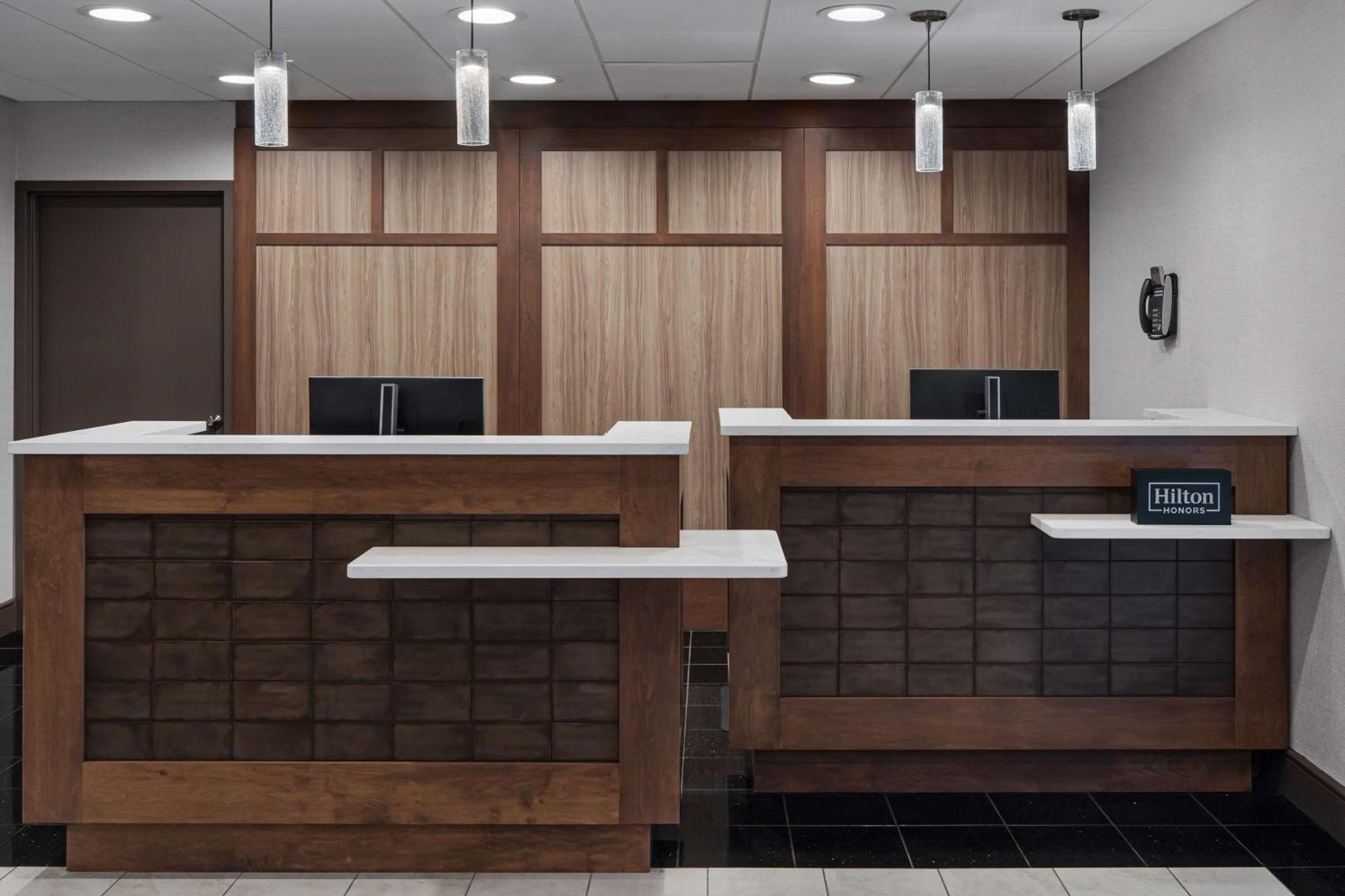 Hotel Homewood By Hilton - Garden City, Ny